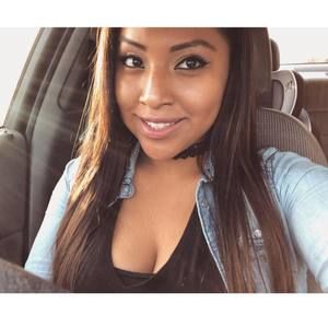 Meet your Posher, Mayra