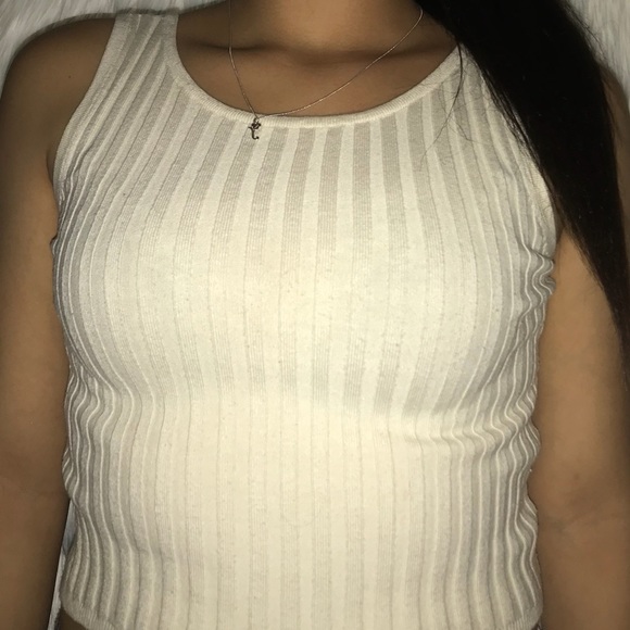 CROP TOP ✨ - Picture 1 of 1