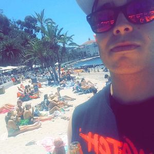 Meet your Posher, Gilbert