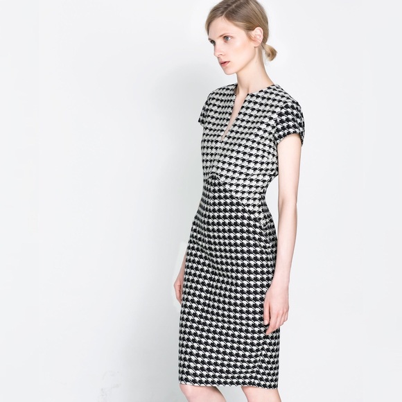 Zara Dresses & Skirts - {zara} houndstooth checkered sheath dress