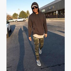 Meet your Posher, Robert