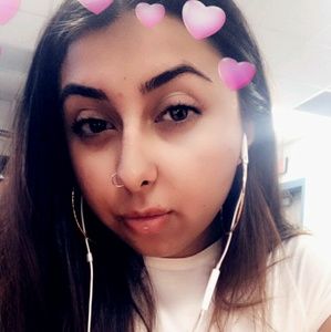 Meet your Posher, Mylia