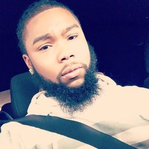 Meet your Posher, Derrick