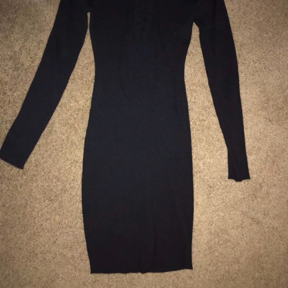 Black long sleeve dress