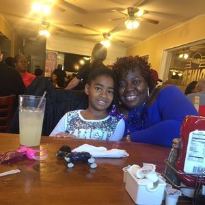 Meet your Posher, Dekisha