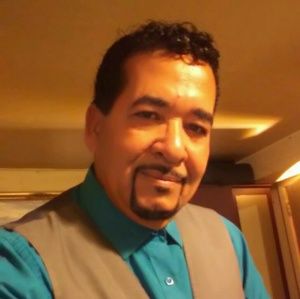 Meet your Posher, Sipriano