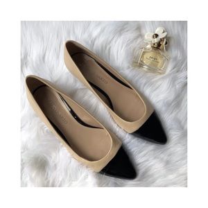 Franco Sarto Pointed Nude & Black kitty heel