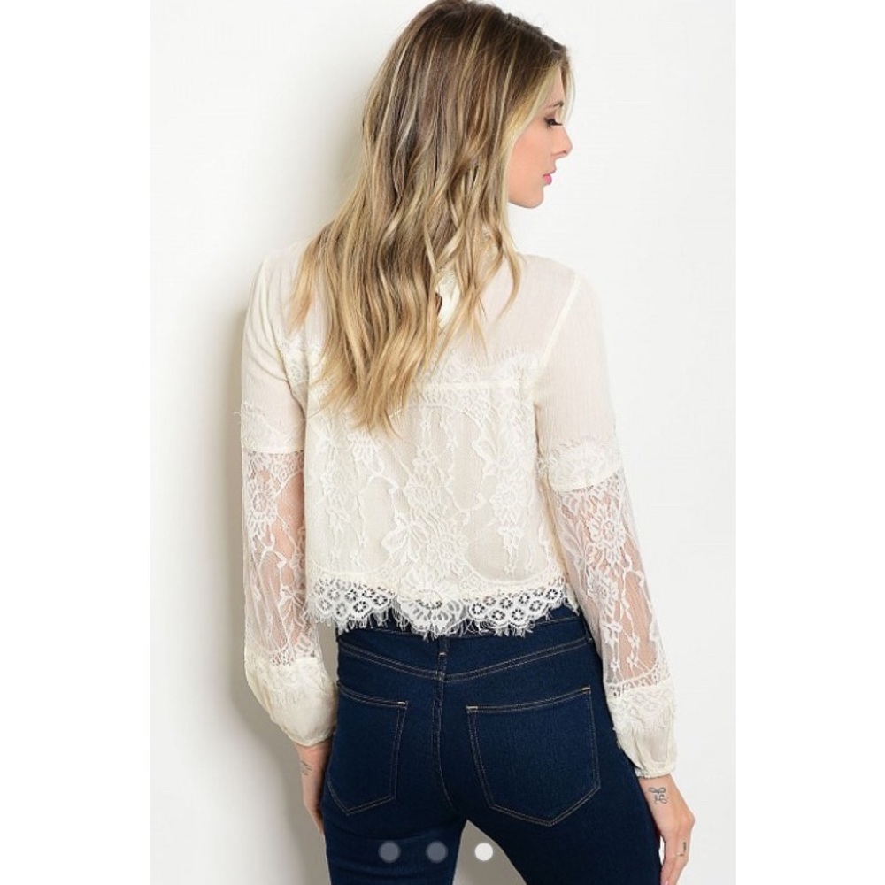 LAST ONE!!! Cream Lace Crop Top - Picture 3 of 3