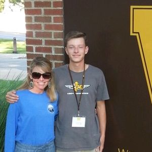 Meet your Posher, Janet