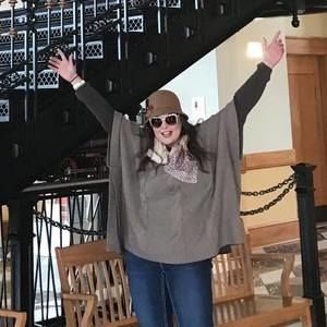 Meet your Posher, Cristine