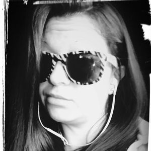 Meet your Posher, Kelli