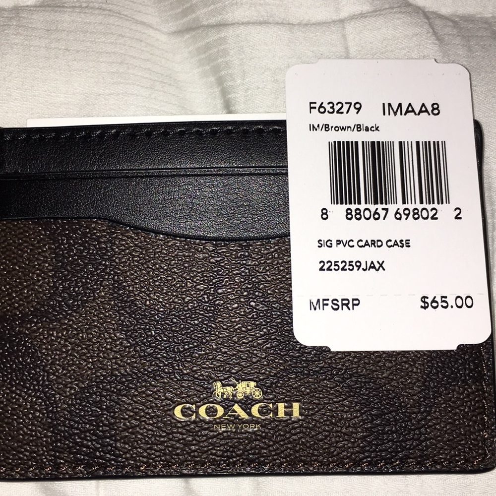 BNWT Coach Signature Card Holder