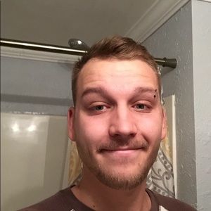 Meet your Posher, Derek