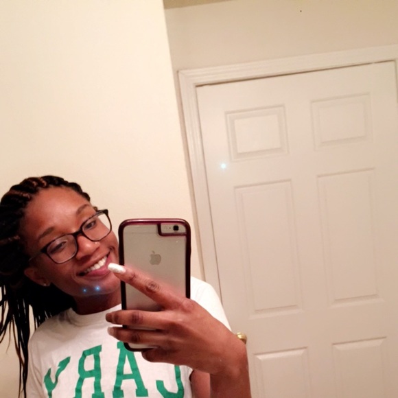 Meet your Posher, Khay - Picture 1 of 1