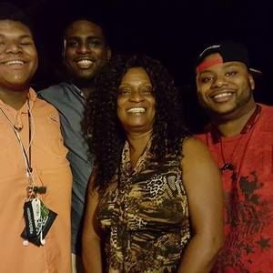 Meet your Posher, Sandra