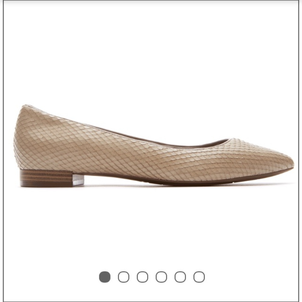Rockport total motion Adelyn flat size 6