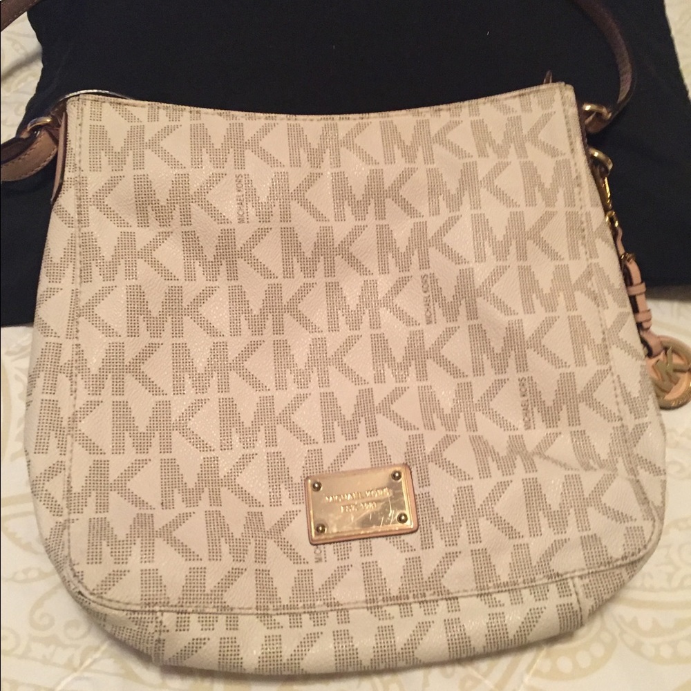 MK purse