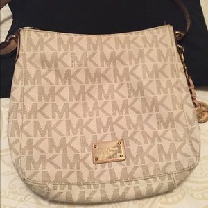 MK purse