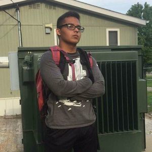 Meet your Posher, Luis