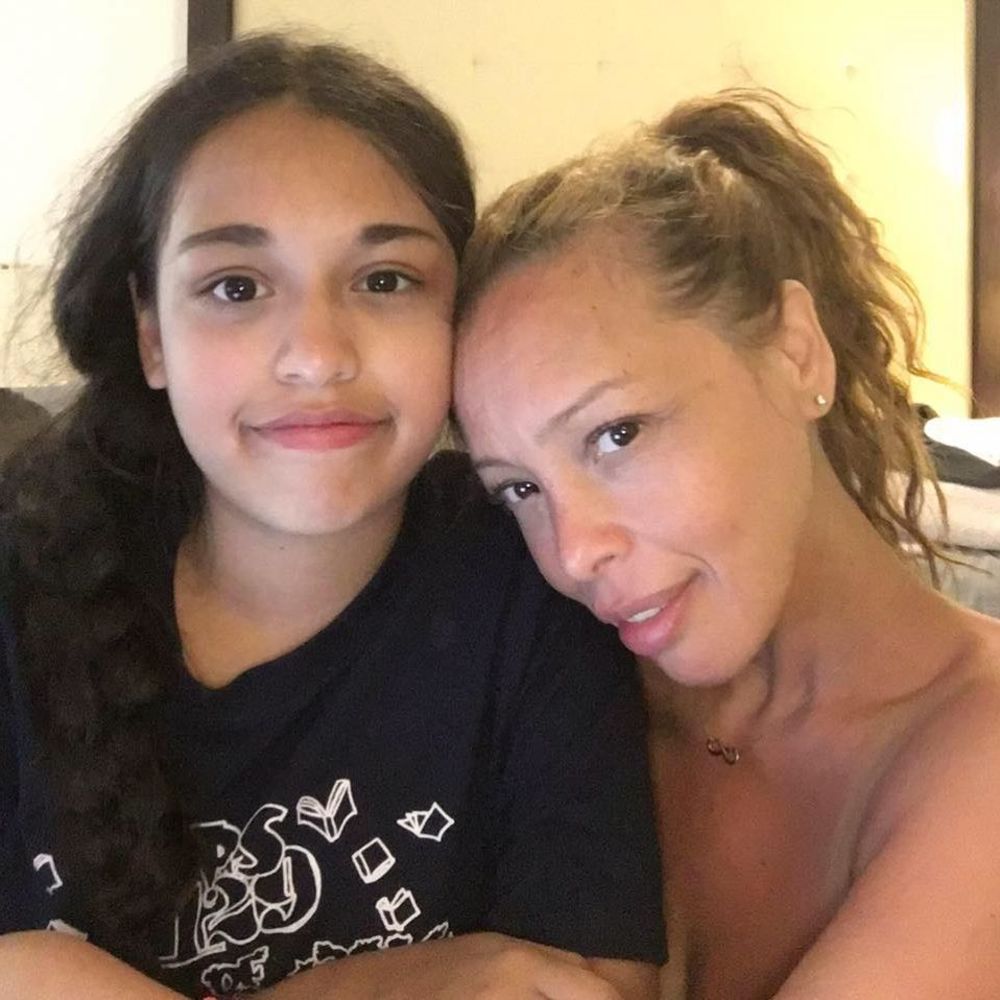 Meet your Posher, Zuni