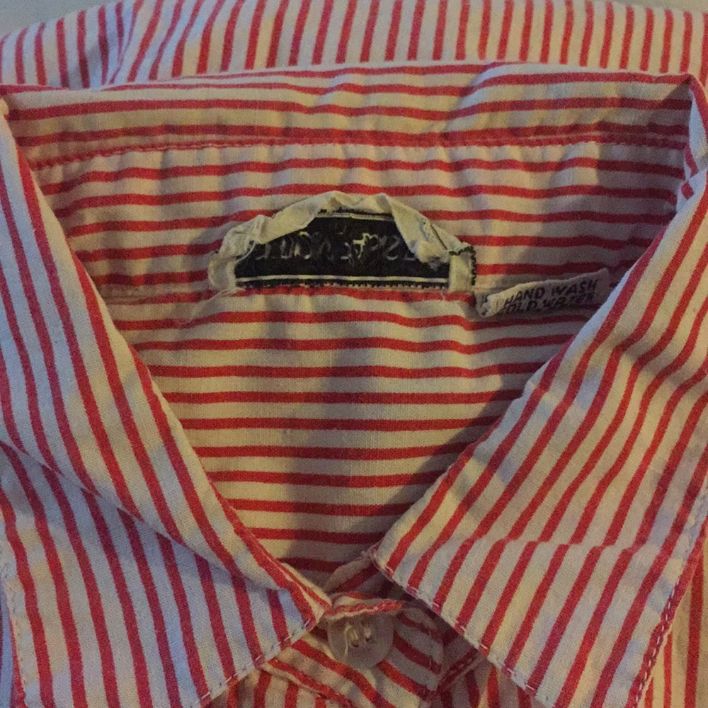 📍Women's button down - Picture 2 of 2