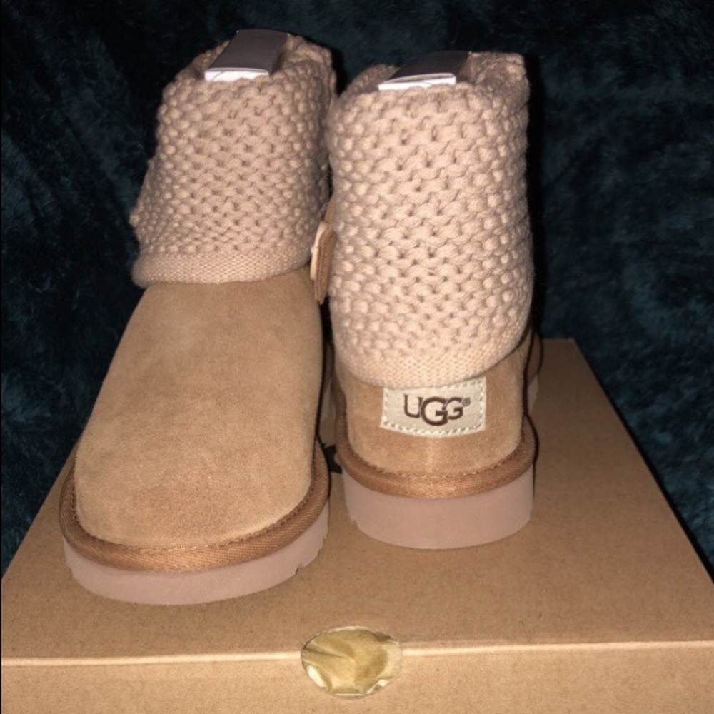 K Darrah Uggs 1013859k k/Che