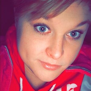 Meet your Posher, Deanna