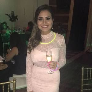 Meet your Posher, Fernanda