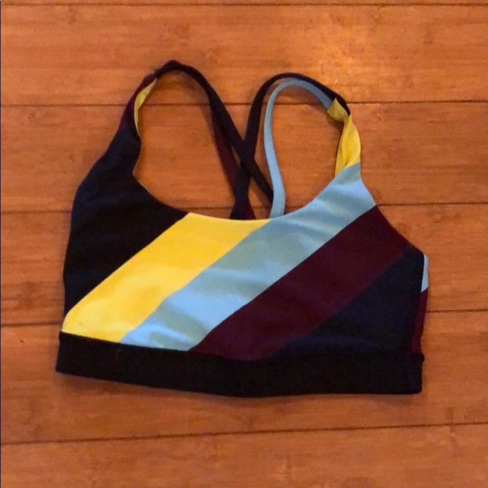 Lululemon sports bra