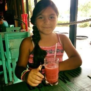 Meet your Posher, Itzel