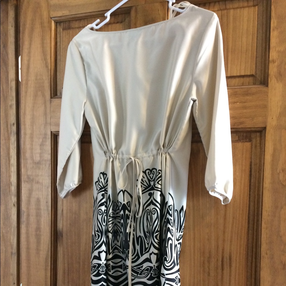 Dress - Picture 2 of 2