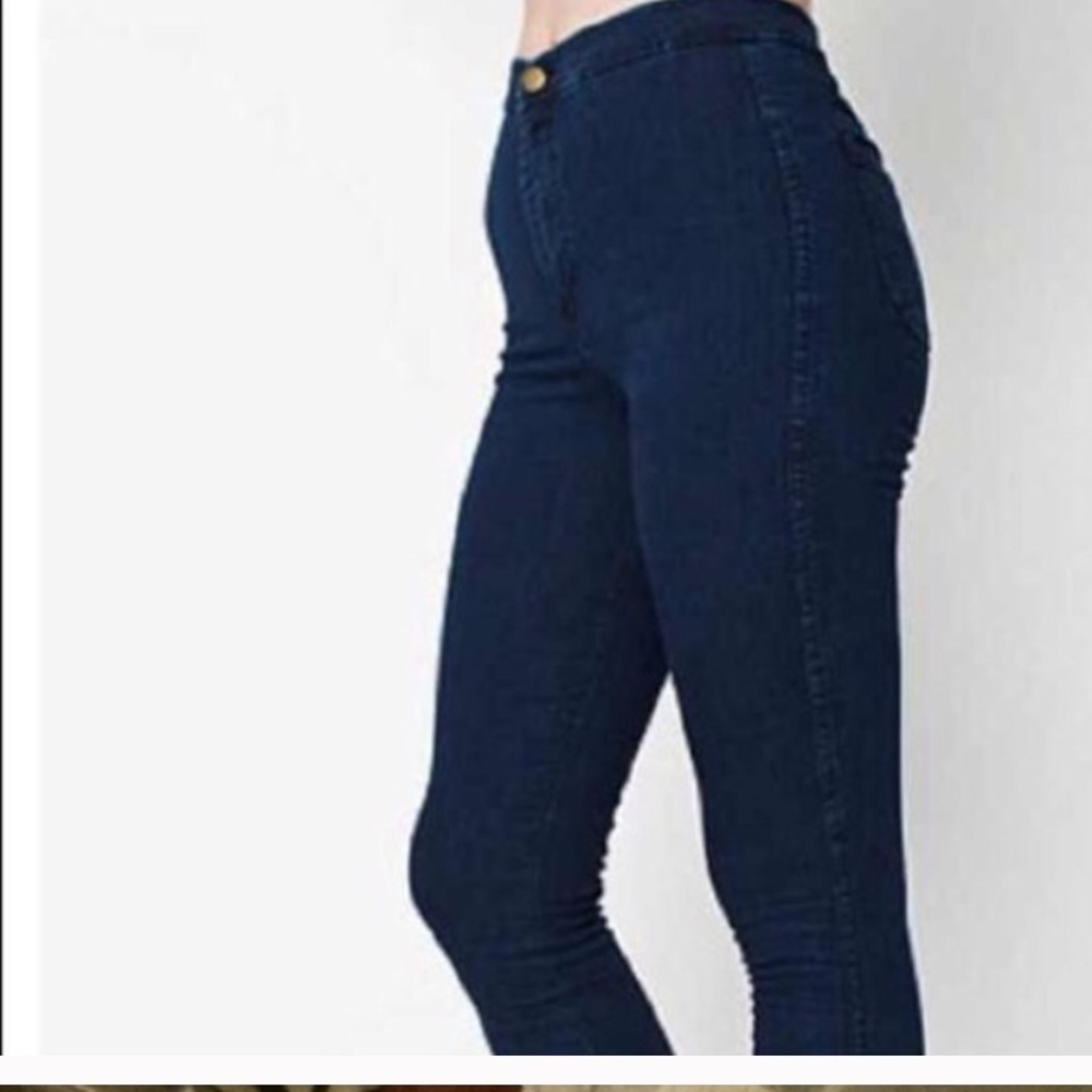 Dark wash easy jeans