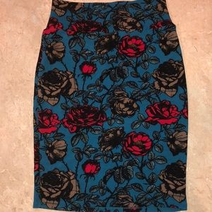 LULAROE unicorn cassie floral skirt