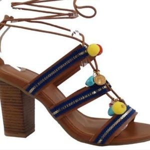 Wild Diva Jamie Pompom