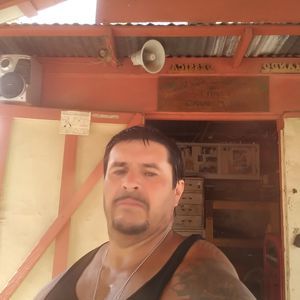 Meet your Posher, Javier