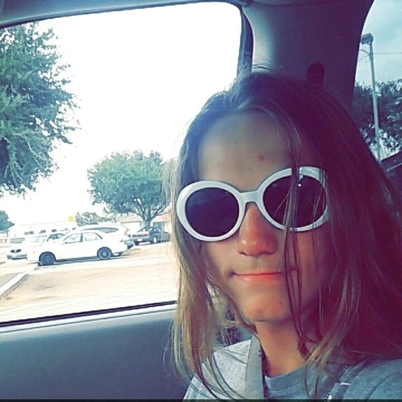 Meet your Posher, Gavin - Picture 1 of 1