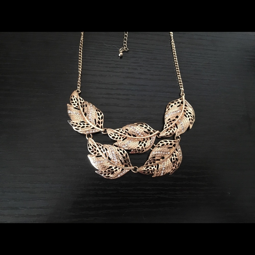 Gold Leaf Necklace