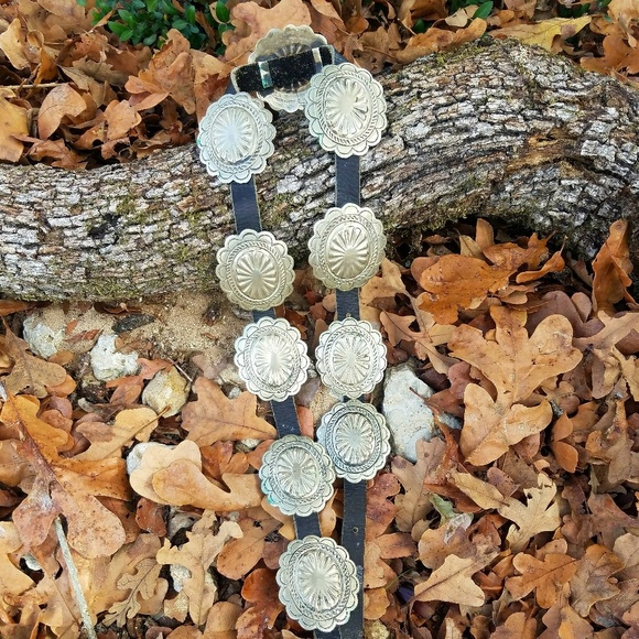 Vintage Heavy Concho Belt - Picture 2 of 3