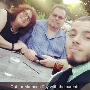 Meet your Posher, Travis