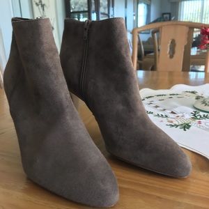 Suede leather heel booties 8.5 j. Crew