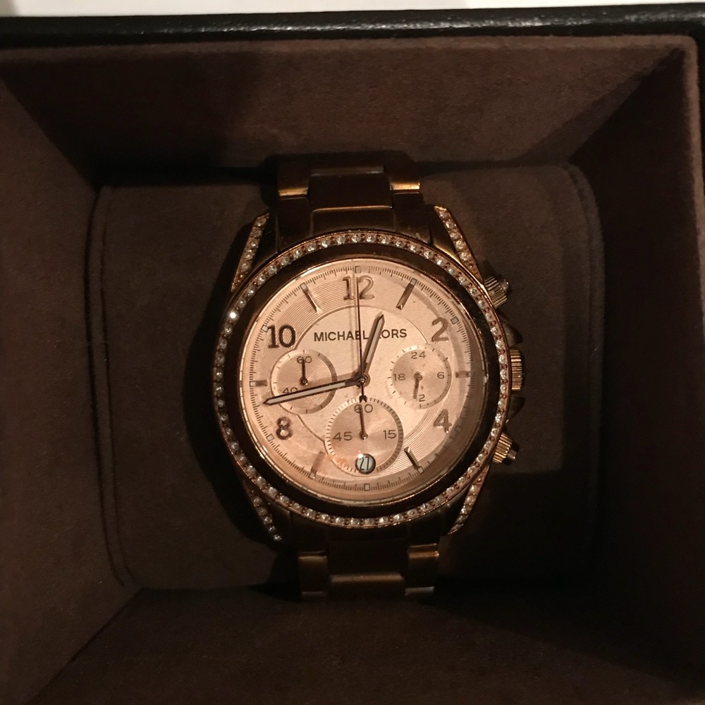 🚨ONE DAY SALE🚨 Rose Gold Michael Kors Watch