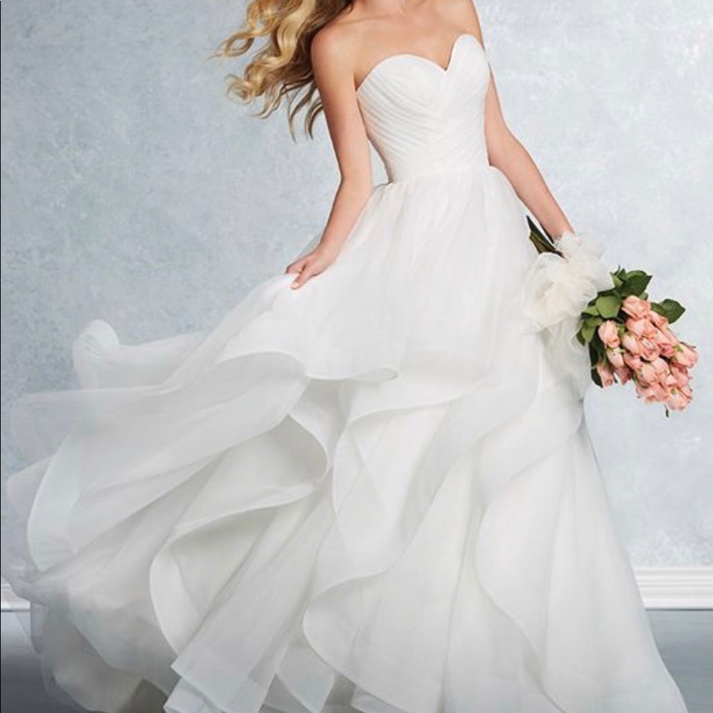 ALFRED ANGELO 2609