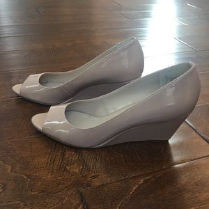 2.5” Beige Peep Toe Wedge