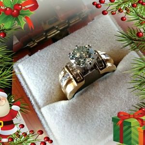 2.25 ct 18 K gold wedding ring  beautiful