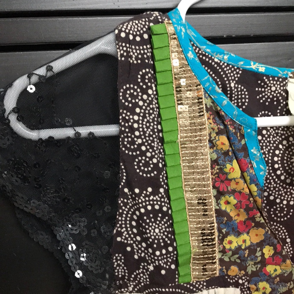 Top - Picture 3 of 3