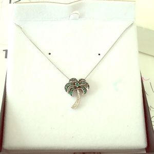 Emerald and diamond necklace palm tree