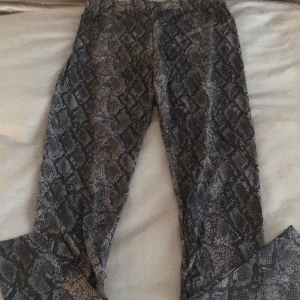 Snake Skin Print Legging