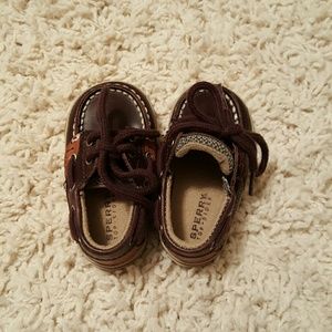 Sperry boys size 2M