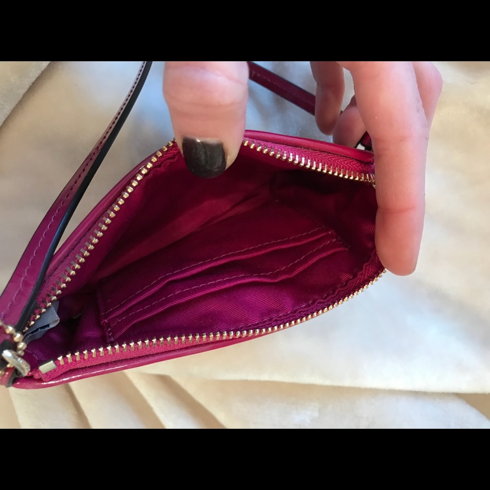 Coach wristlet - Picture 4 of 4