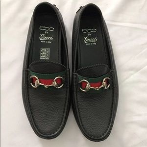 Authentic Gucci Black Leather Women’s Loafers 37
